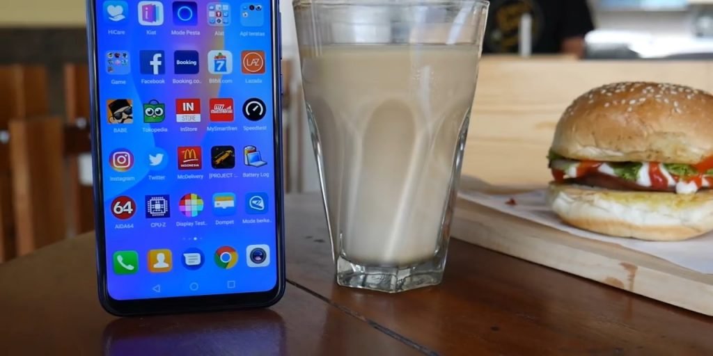 Huawei Nova 3i layar depan #2